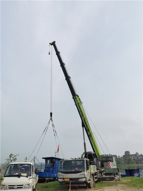 乐山市桥梁建设吊装案例