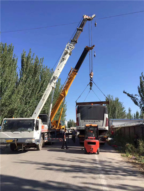 乐山市港口集装箱搬运案例